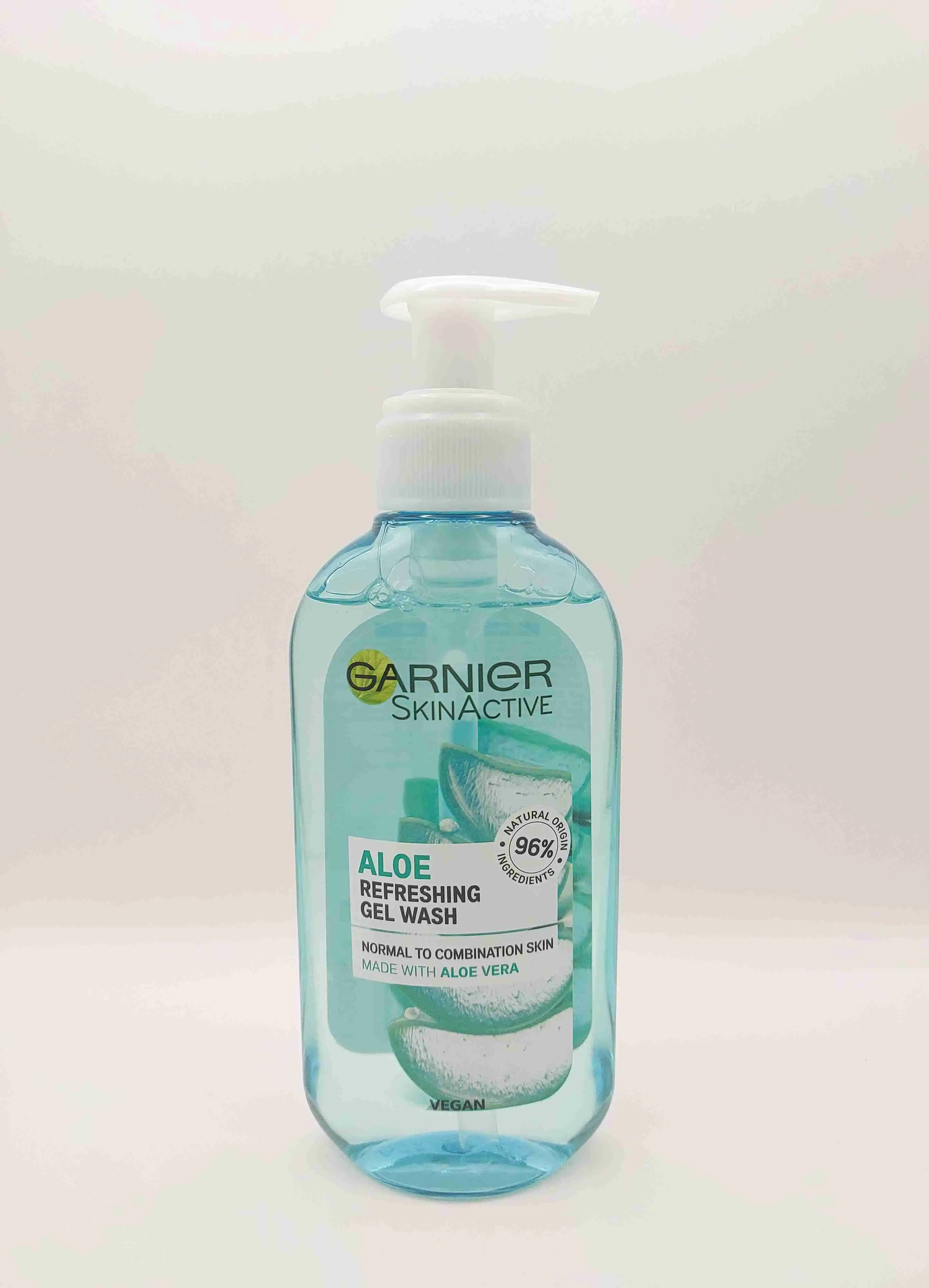 ژل شستشوی صورت آلوئه ورا گارنیر ( GARNIER )