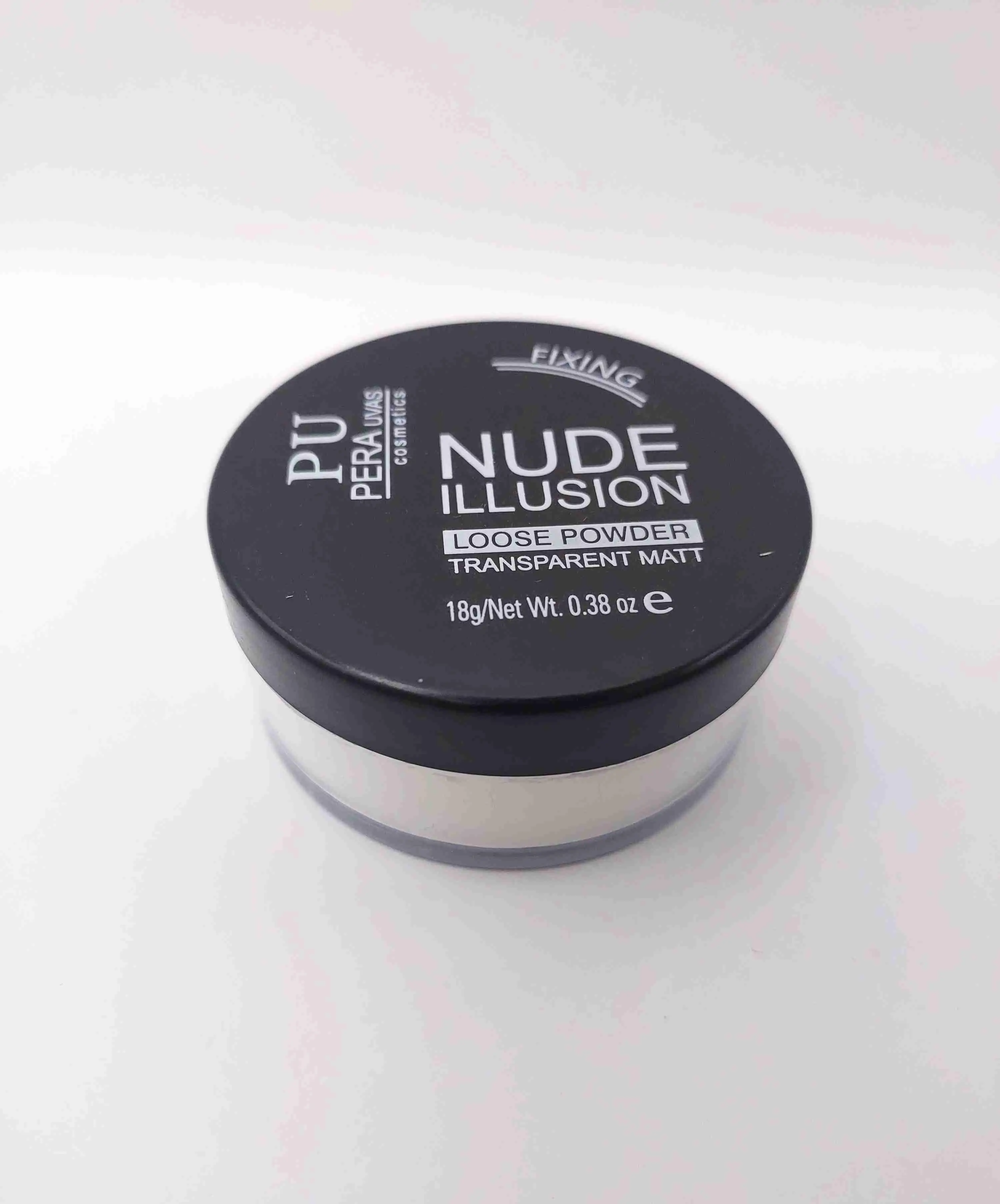 پودر فیکس رنگ سفید پرایواس Nude Illusion Pera Uvas