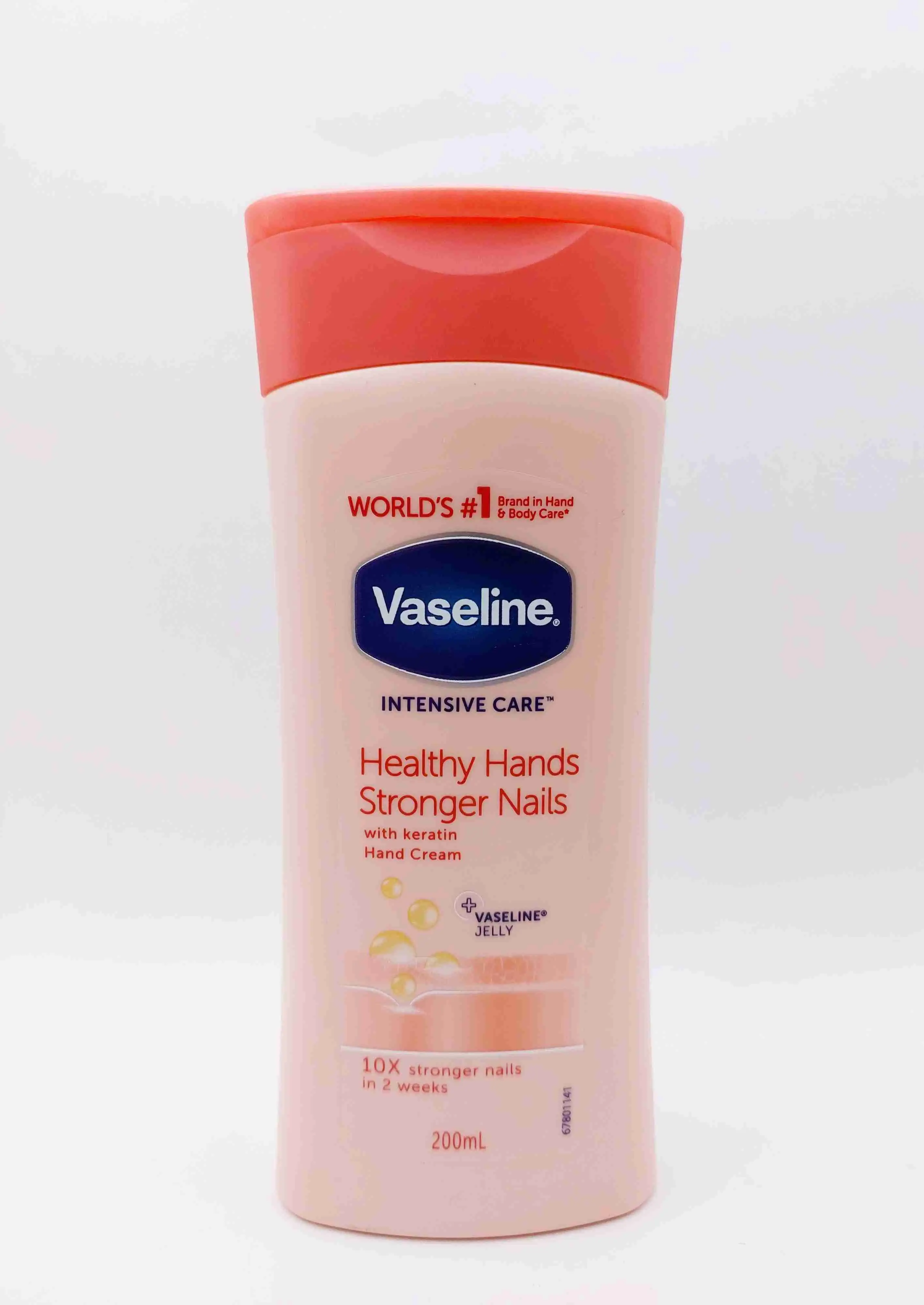 کرم دست و تقویت ناخن وازلین Vaseline