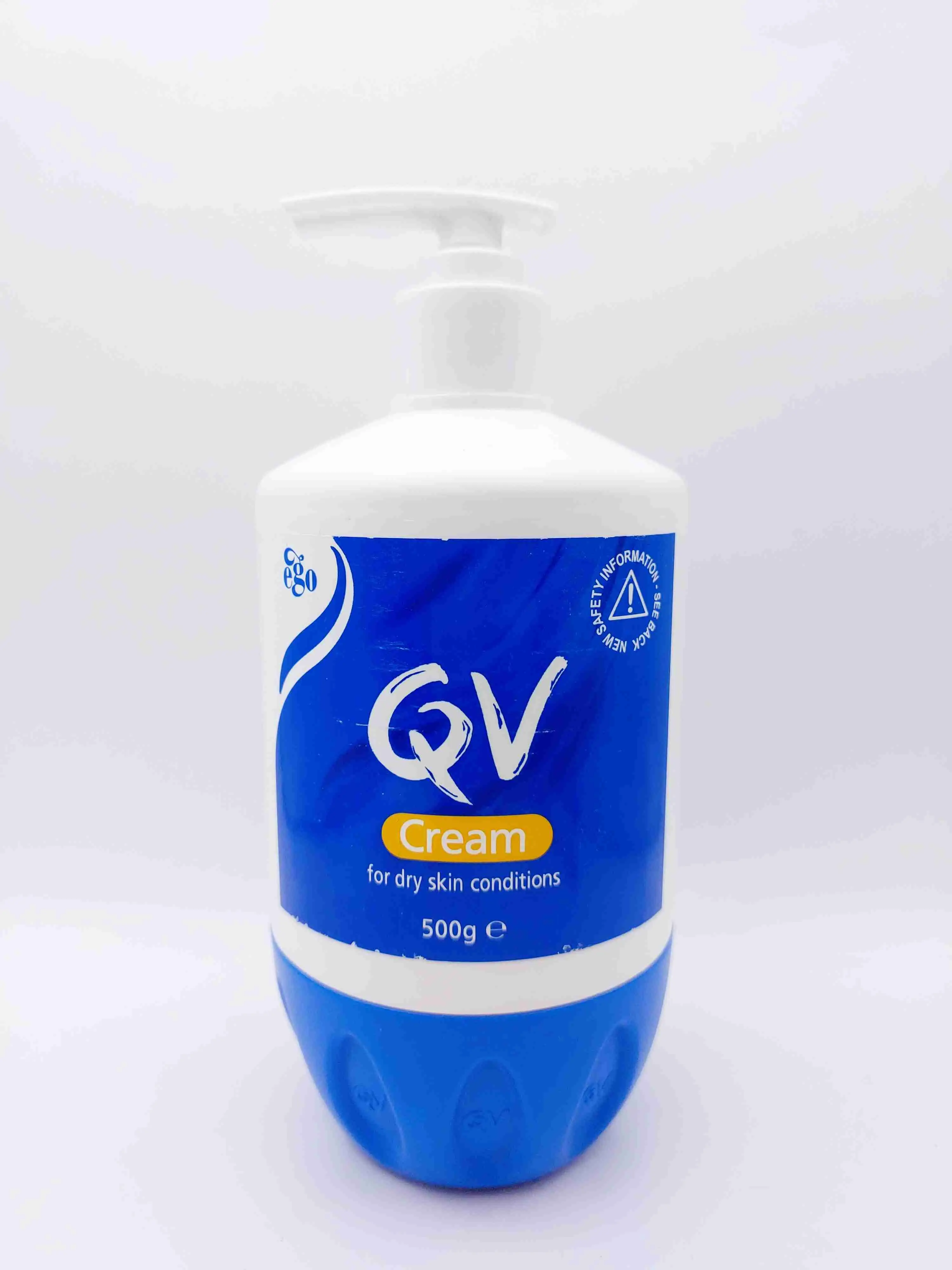 کرم آبرسان پوست های خشک و حساس کیووی QV