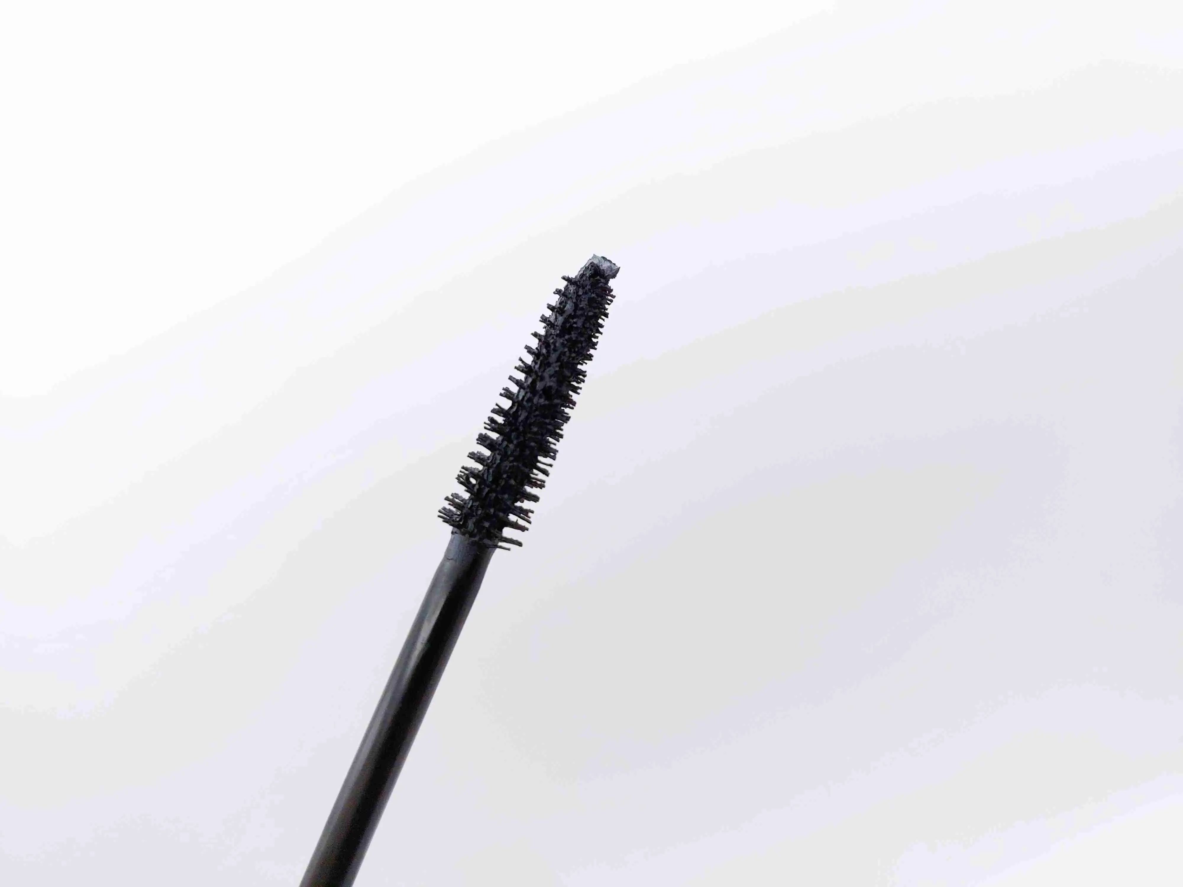 ریمل حجم دهنده پرنسس اسنس مدل Lash Princess False Lash Effect Mascara