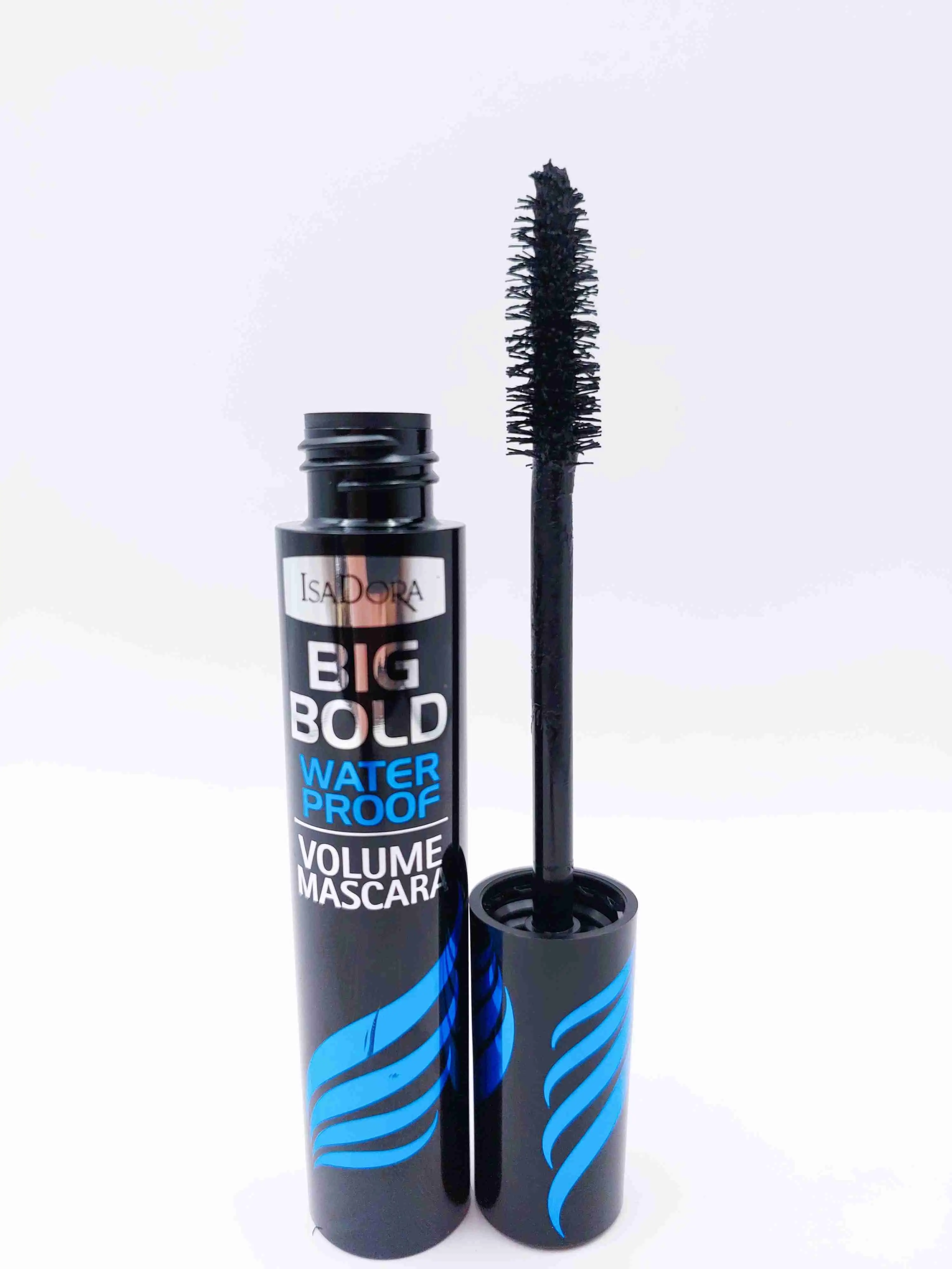 ریمل حجم دهنده آبی مدل Big Bold ضد آب ایزادورا