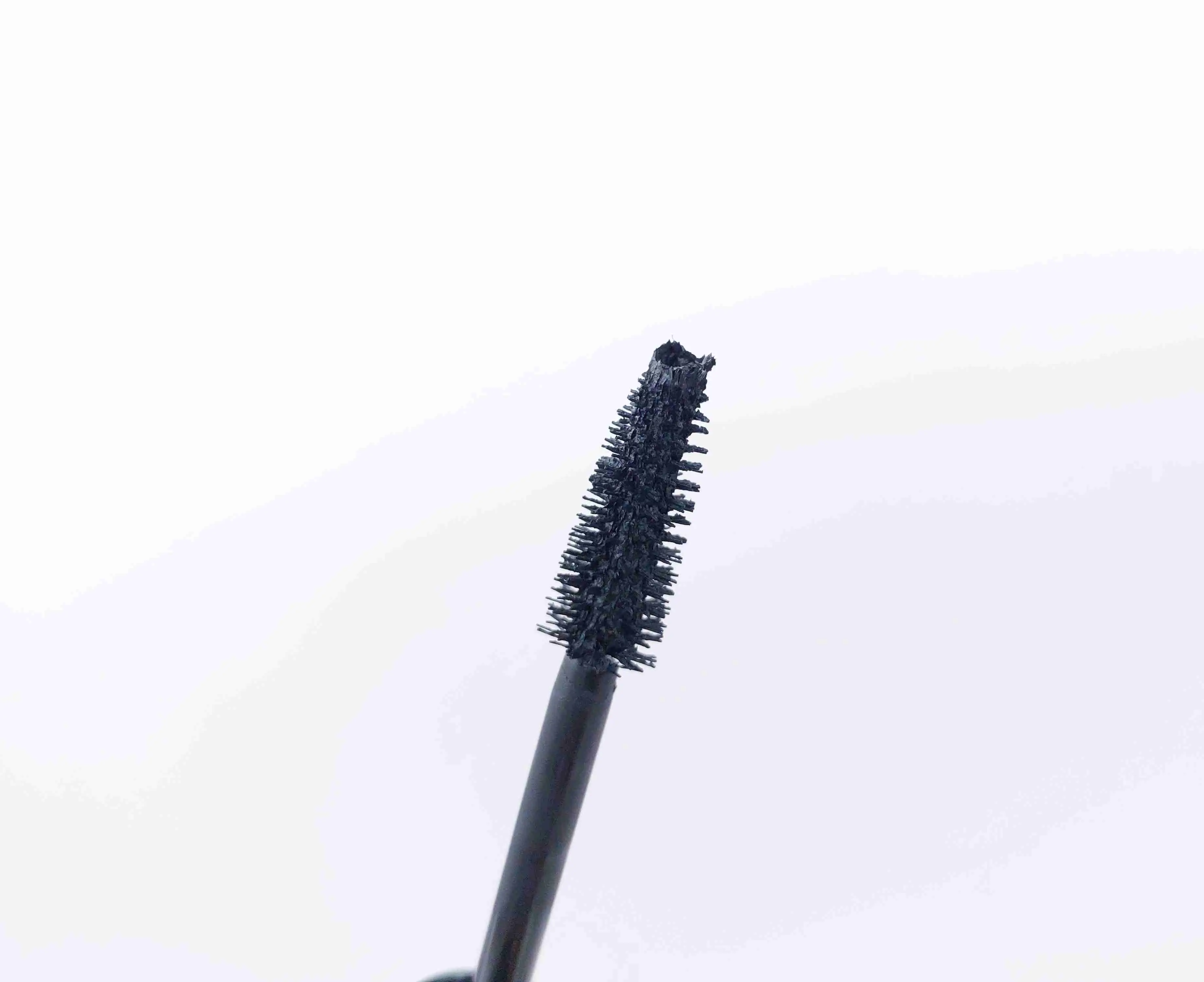 ریمل بل سفید سوپر لش حجیم کننده، بلند کننده، پرپشت کننده BELL