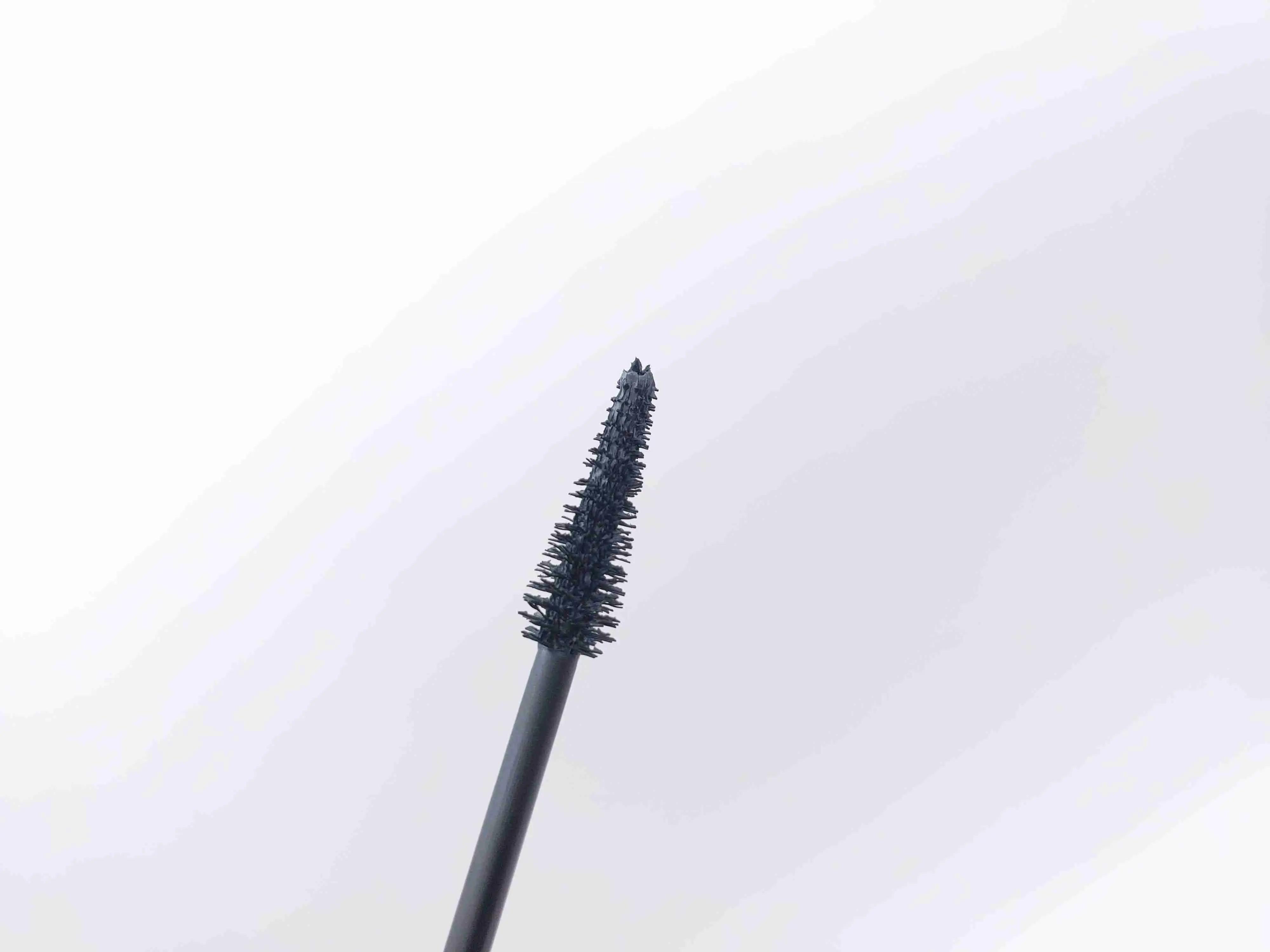 ریمل مژه حجم دهنده و بلند کننده مدل Lash Loving Mascara گلدن رز GOLDEN ROSE