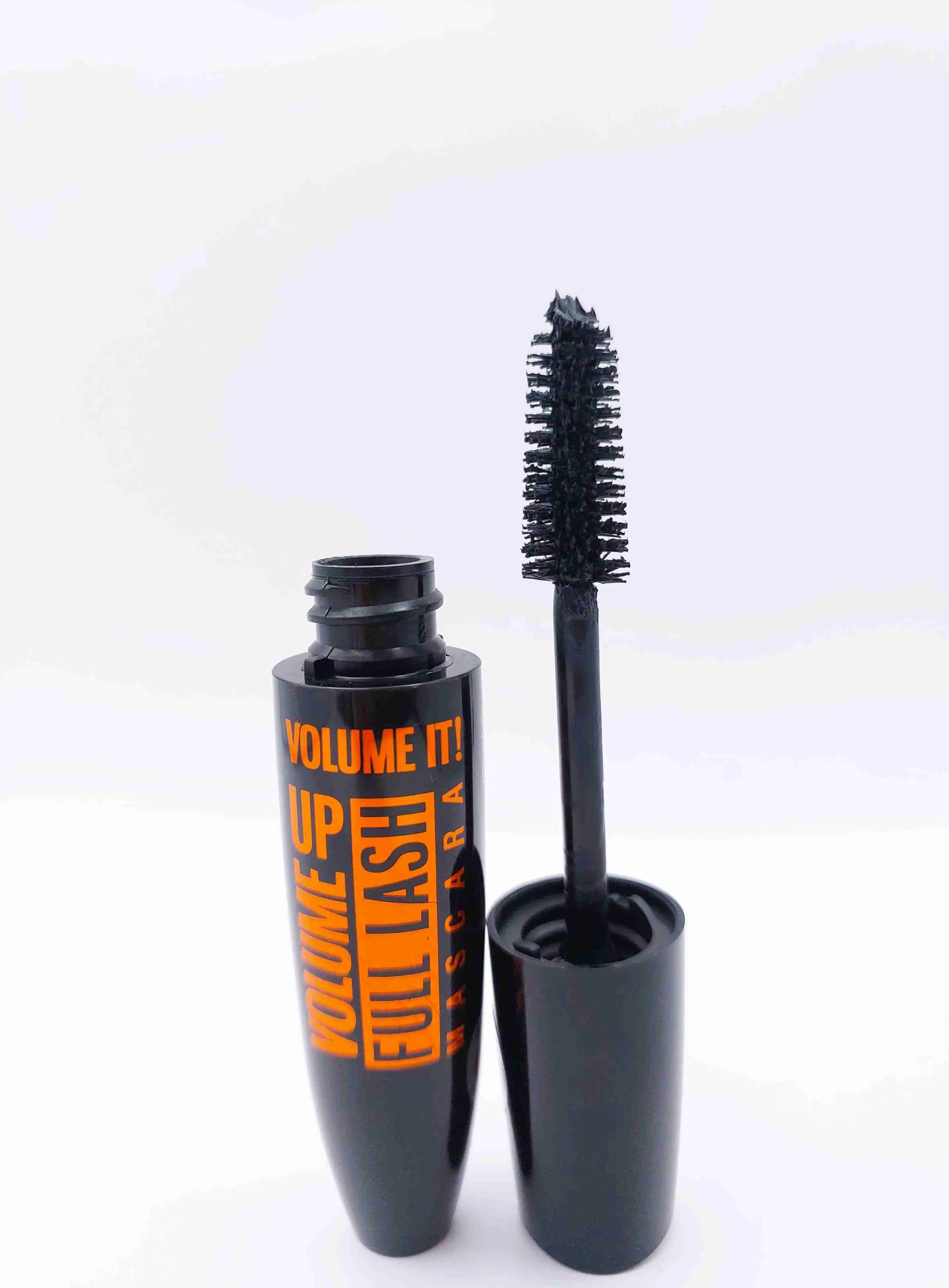 ریمل بل حجم دهنده فول لش (BELL Volume It Up Full Lash Mascara )