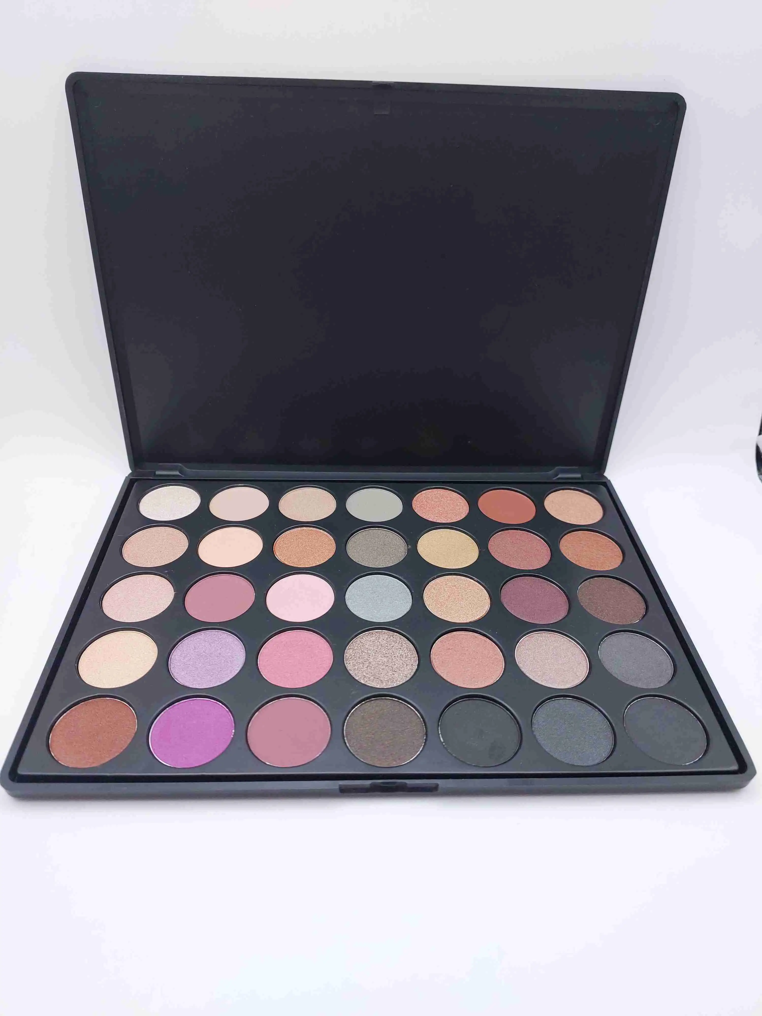 پالت سایه چشم با 35 رنگ متنوع مک MAC