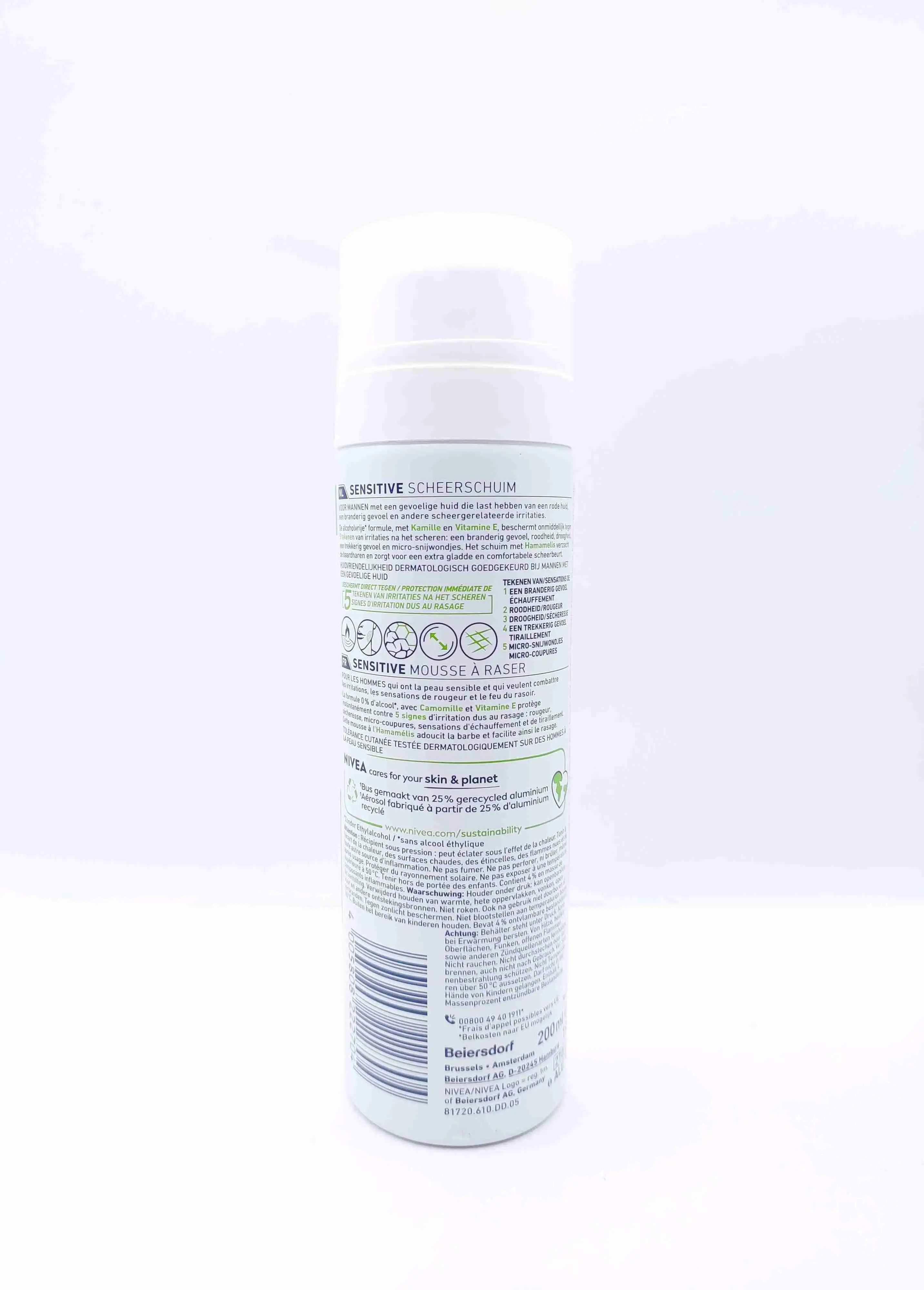 فوم اصلاح مردانه نیوآ مدل Sensitive حجم 250ml