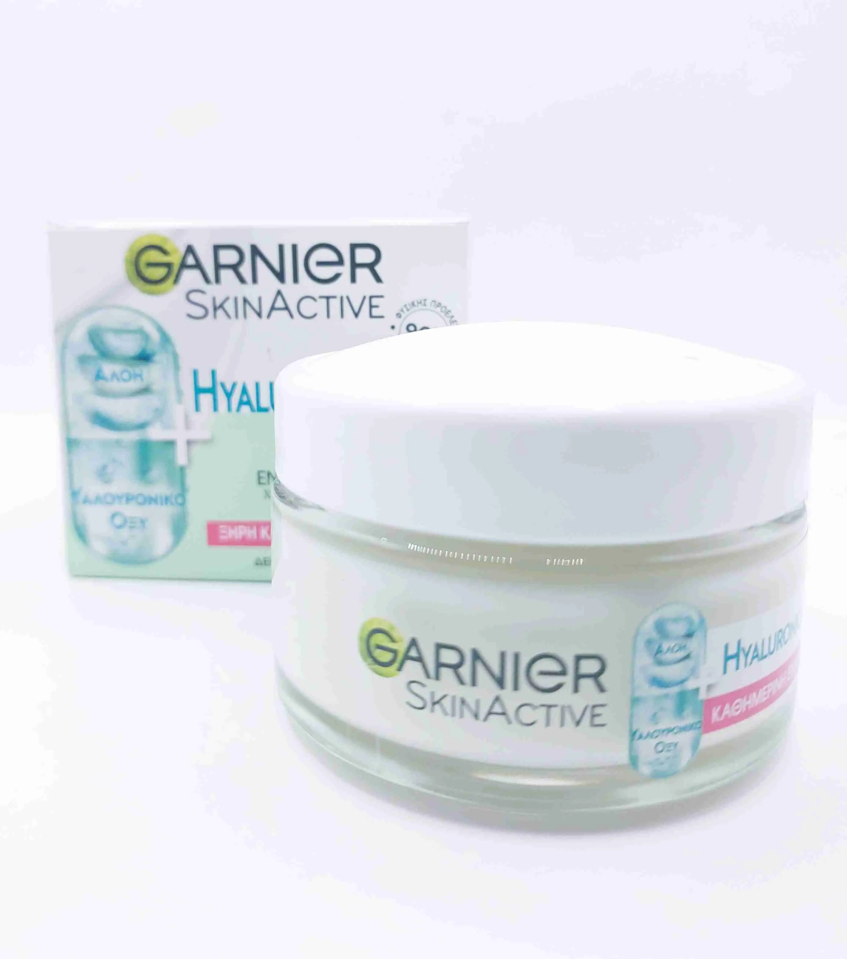 کرم آبرسان آلوئه ورا و هیالورونیک اسید گارنیر GARNIER